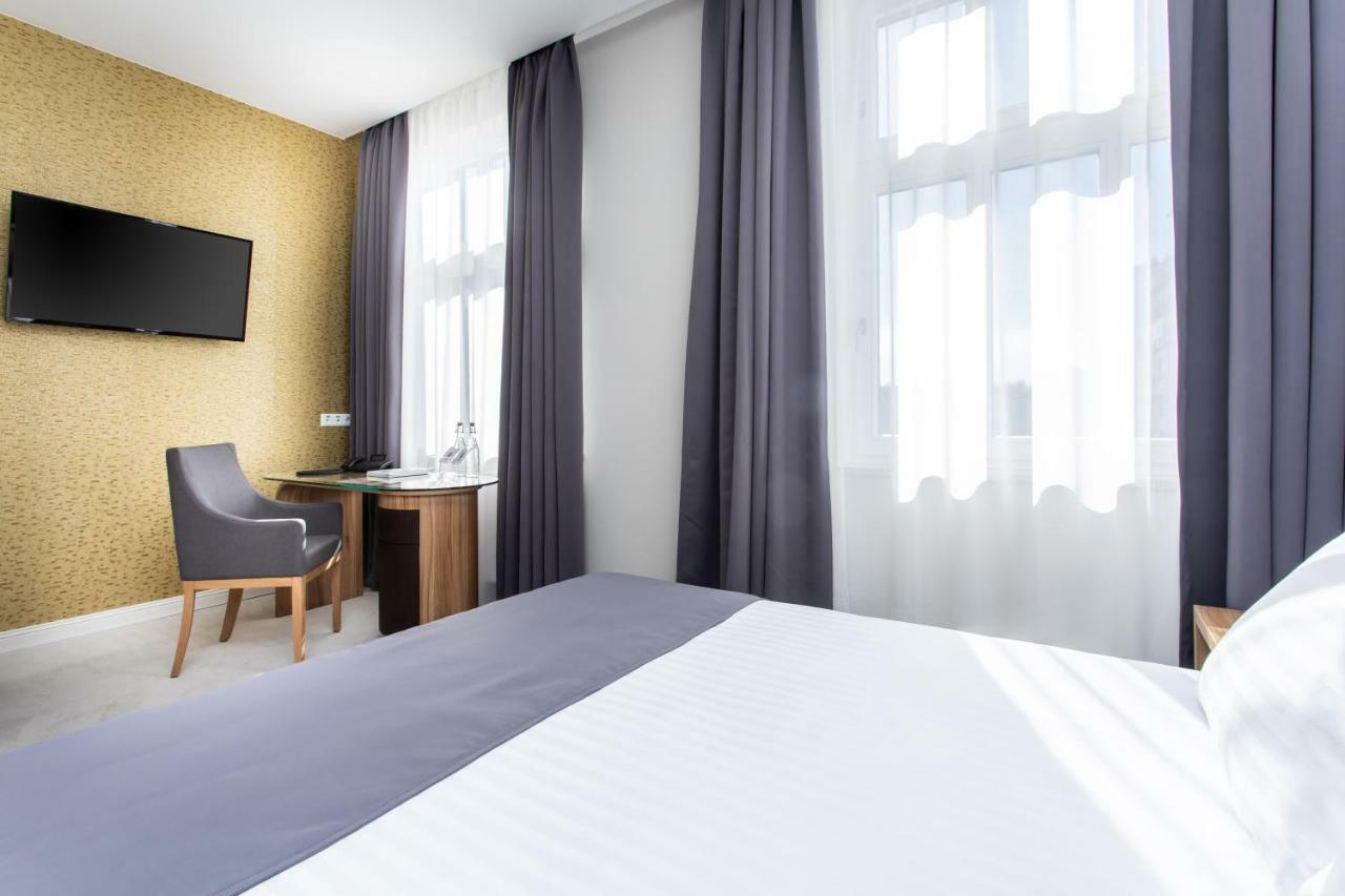 Jakubowy Hotel Gdynia Exteriör bild