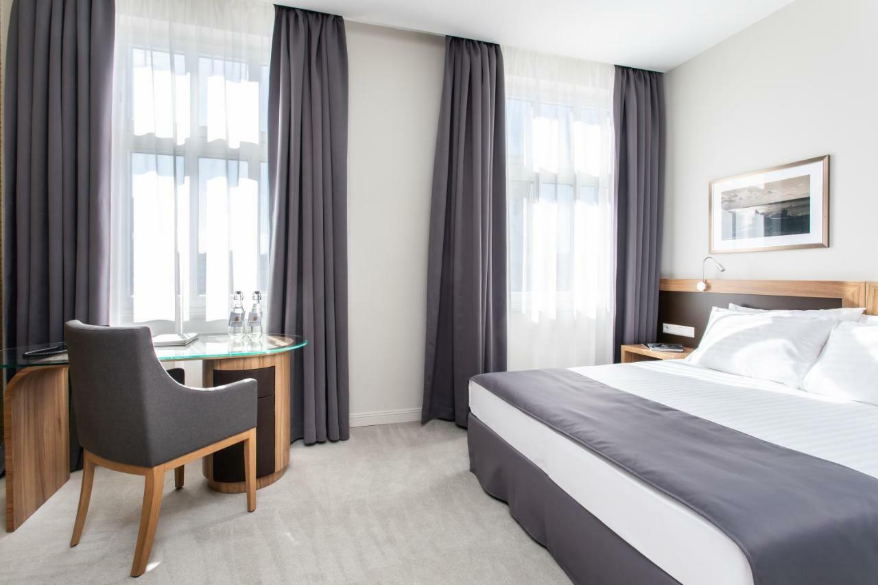 Jakubowy Hotel Gdynia Exteriör bild